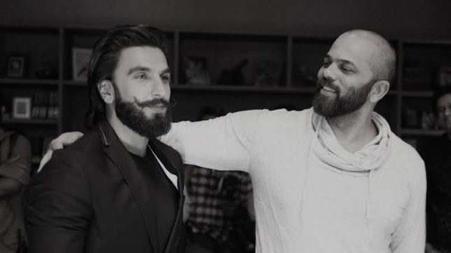 Rohit Shetty's will be delayed by Ranveer Singh | रोहित शेट्टीचा सिम्बाला रणवीर सिंगमुळे होणार उशीर Rohit Shetty's will be delayed by Ranveer Singh | रोहित शेट्टीचा सिम्बाला रणवीर सिंगमुळे होणार उशीर