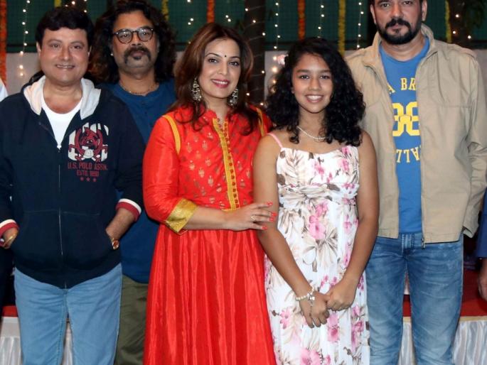 Sachin Pilgaonkar and Shilpa Tulaskar together on the occasion of 'Sohal' | ​‘सोहळा’ या चित्रपटाच्या निमित्ताने जमली सचिन पिळगांवकर आणि शिल्पा तुळसकर यांची जोडी