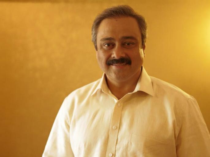 Sachin Khedekar became the director of the board | सचिन खेडेकर बनले सूत्रसंचालक Sachin Khedekar became the director of the board | सचिन खेडेकर बनले सूत्रसंचालक