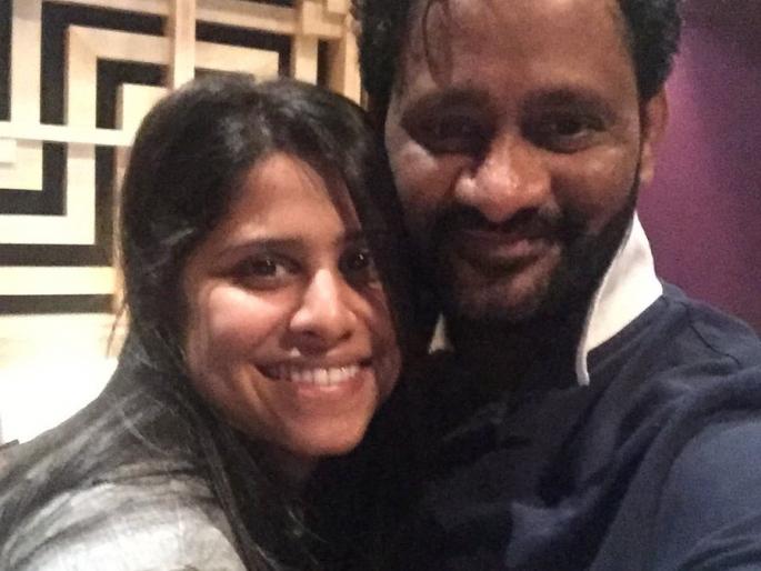 Sai Tamhankar gifted Oscar winner Resul Pokati on the occasion of Love Sonia | लव्ह सोनियाच्या निमित्ताने सई ताम्हणकरने घेतली ऑस्कर विजेते रेसुल पोकुटी यांची भेट Sai Tamhankar gifted Oscar winner Resul Pokati on the occasion of Love Sonia | लव्ह सोनियाच्या निमित्ताने सई ताम्हणकरने घेतली ऑस्कर विजेते रेसुल पोकुटी यांची भेट