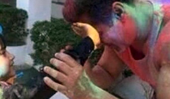 Sultan celebrated Holi | सुलतानने ही साजरी केली होळी