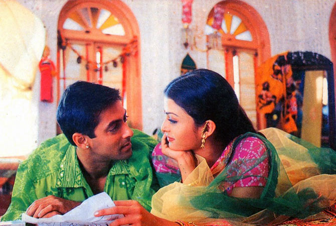 Aishwarya Rai Bachchan would be seen with Salman Khan in the film, but Ash refused! | ऐश्वर्या राय बच्चन सलमान खानसोबत दिसणार होती 'या' चित्रपटात, मात्र ऐशने दिला नकार! Aishwarya Rai Bachchan would be seen with Salman Khan in the film, but Ash refused! | ऐश्वर्या राय बच्चन सलमान खानसोबत दिसणार होती 'या' चित्रपटात, मात्र ऐशने दिला नकार!