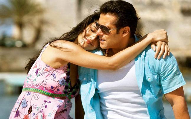 Deepika, Katrina with Salman! | दीपिका नाही, सलमानसोबत कॅटरिना! Deepika, Katrina with Salman! | दीपिका नाही, सलमानसोबत कॅटरिना!