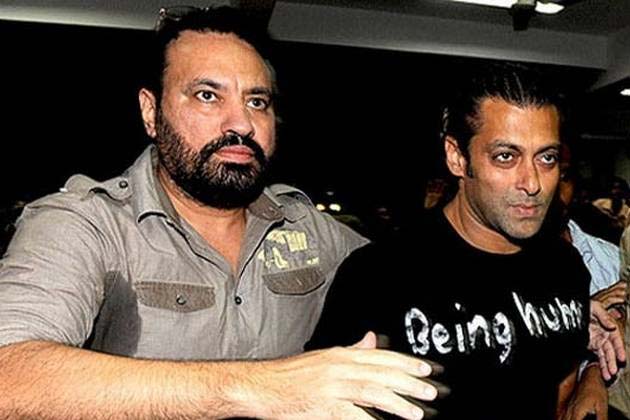 Submitted to Salman's bodyguard shahra | सलमानचा ‘बॉडीगार्ड’ शेराविरूद्ध गुन्हा दाखल Submitted to Salman's bodyguard shahra | सलमानचा ‘बॉडीगार्ड’ शेराविरूद्ध गुन्हा दाखल