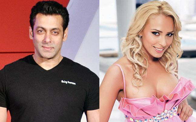 Salil Khan's Twitter account is private because of | सलमानच्या सांगण्यामुळे युलियाचे ट्विटर अकाउंट प्रायव्हेट? Salil Khan's Twitter account is private because of | सलमानच्या सांगण्यामुळे युलियाचे ट्विटर अकाउंट प्रायव्हेट?
