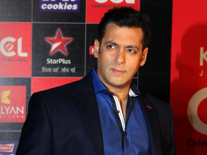 Salman Khan's first earning was not in lakhs or crores but only in some rupees | ​सलमान खानची पहिली कमाई ही लाखो किंवा करोडोमध्ये नव्हे तर केवळ काही रुपयांत होती