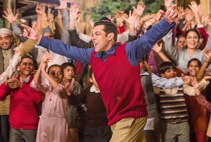 Salman's birthday is a Tubalite trailer? | सलमानच्या वाढदिवसाला दिसणार का ‘ट्युबलाईट’चे ट्रेलर? Salman's birthday is a Tubalite trailer? | सलमानच्या वाढदिवसाला दिसणार का ‘ट्युबलाईट’चे ट्रेलर?