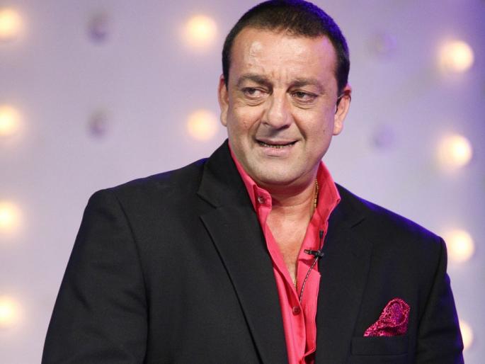 Sanjay Dutt leaves liquor: hard work for land shooting | संजय दत्तने सोडली दारू : भूमीच्या शूटिंगसाठी घेतोय मेहनत Sanjay Dutt leaves liquor: hard work for land shooting | संजय दत्तने सोडली दारू : भूमीच्या शूटिंगसाठी घेतोय मेहनत