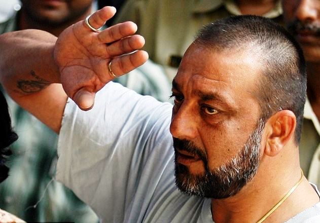 Sanjubaba says, do not expect 'slapstick' from me | ​संजूबाबा म्हणतो, माझ्याकडून ‘तसली’ अपेक्षा करू नका