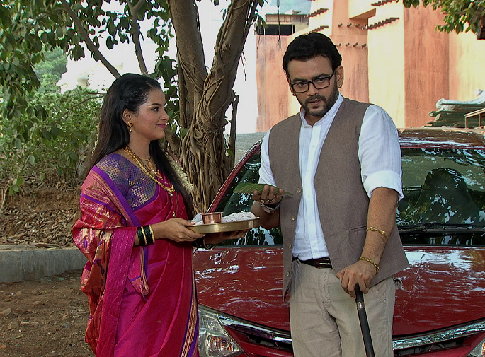 Saraswati and Shawn were celebrated in the series | सरस्वती आणि चाहूल मालिकेत साजरी केली गेली वटपौर्णिमा