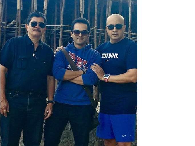 Saurabh Gokhaleane thanked friend? | सौरभ गोखलेने का मानले मित्राचे आभार? Saurabh Gokhaleane thanked friend? | सौरभ गोखलेने का मानले मित्राचे आभार?