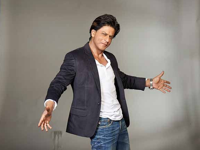 Photo of Shahrukh shared three generations | शाहरुखने शेअर केला तीन पिढ्यांचा फोटो