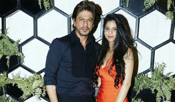 Shahrukh Khan's daughter Suhana Khan appeared in 'The director's office' | शाहरुख खानची मुलगी सुहाना खान दिसली 'या' दिग्दर्शकाची ऑफिसमध्ये Shahrukh Khan's daughter Suhana Khan appeared in 'The director's office' | शाहरुख खानची मुलगी सुहाना खान दिसली 'या' दिग्दर्शकाची ऑफिसमध्ये