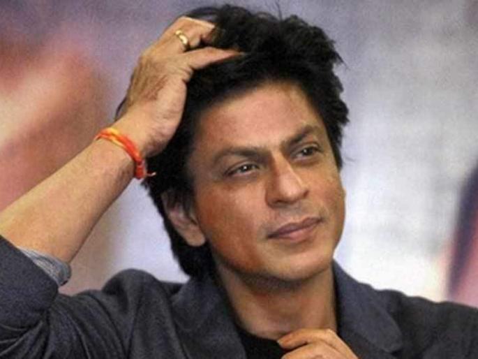Shah Rukh Khan said to be a farmer, land bought for building a bungalow in Alibaug? | शाहरूख खानने शेतकरी असल्याचे सांगत अलिबागमध्ये बंगला बांधण्यासाठी खरेदी केली जमीन? Shah Rukh Khan said to be a farmer, land bought for building a bungalow in Alibaug? | शाहरूख खानने शेतकरी असल्याचे सांगत अलिबागमध्ये बंगला बांधण्यासाठी खरेदी केली जमीन?