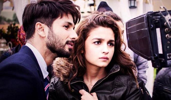 Shahid Kapoor and actress Alia Bhatt busy | शाहिद कपूर आणि अभिनेत्री आलिया भट्ट व्यस्त Shahid Kapoor and actress Alia Bhatt busy | शाहिद कपूर आणि अभिनेत्री आलिया भट्ट व्यस्त