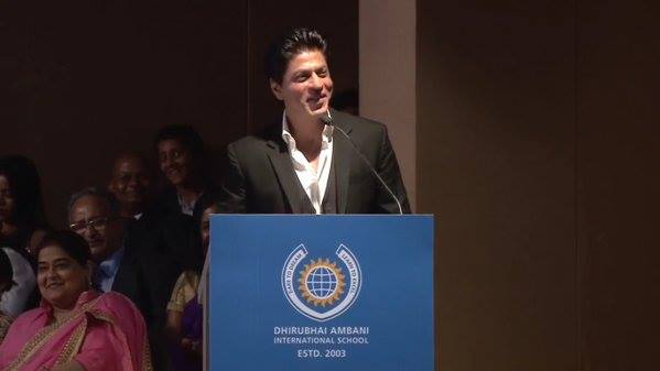 Shahrukh says listen to the voice of interference | शाहरुख म्हणतो, अंतर्मनाचा आवाज ऐका Shahrukh says listen to the voice of interference | शाहरुख म्हणतो, अंतर्मनाचा आवाज ऐका