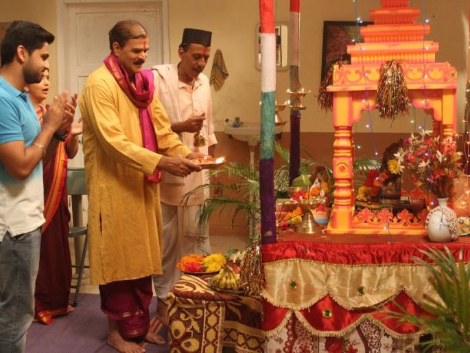 Someone hid Ganpati? | कोणी लपवला गणपती?