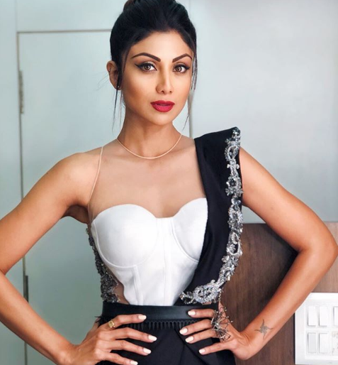 Style-A-Shilpa Shetty | अंदाज- ए- शिल्पा शेट्टी Style-A-Shilpa Shetty | अंदाज- ए- शिल्पा शेट्टी