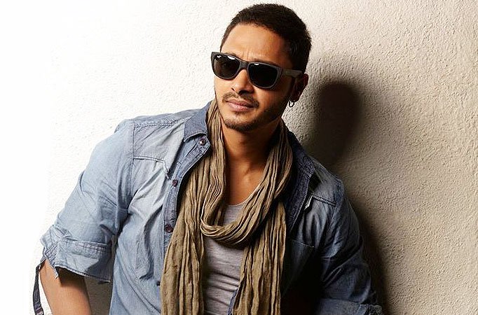 Shreyas Talpade or 'Khanwar Bhadkala; "Stay in a house, Jai Maharashtra!" | श्रेयस तळपदे ‘या’ खानवर भडकला; म्हटले ‘औकातमध्ये रहा, जय महाराष्ट्र!’