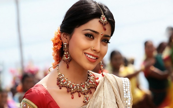 Shriya Saran will do the Destination Vending in this city in March | श्रिया सरन मार्चमध्ये या शहरात करणार डेस्टिनेशन वेंडिग Shriya Saran will do the Destination Vending in this city in March | श्रिया सरन मार्चमध्ये या शहरात करणार डेस्टिनेशन वेंडिग