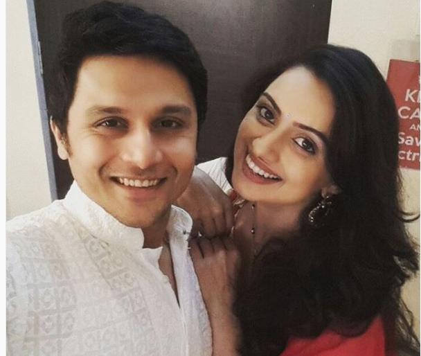 Shruti Marathe and Gaurav Ghatnekar | श्रुती मराठे आणि गौरव घाटणेकर