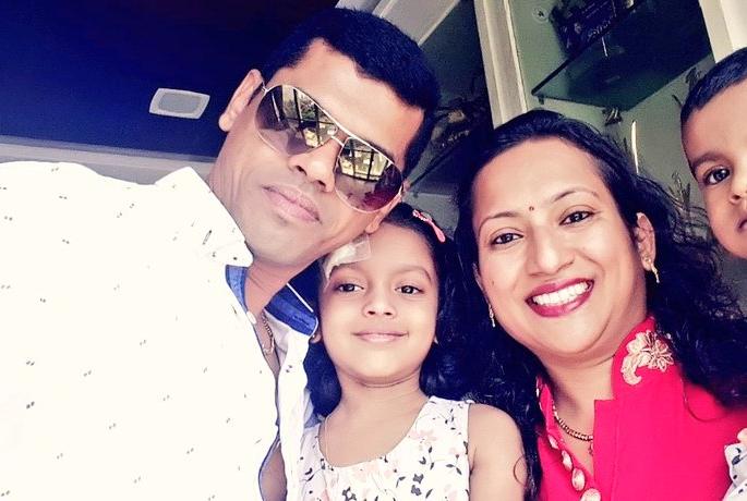 Siddhartha Family Selfie | सिध्दार्थचा फॅमिली सेल्फी