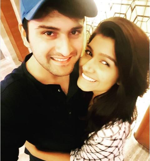 Siddhartha Chandekar Rasika went with Sunil Movie Date | ​सिद्धार्थ चांदेकर रसिका सुनीलसोबत गेला मुव्ही डेटवर