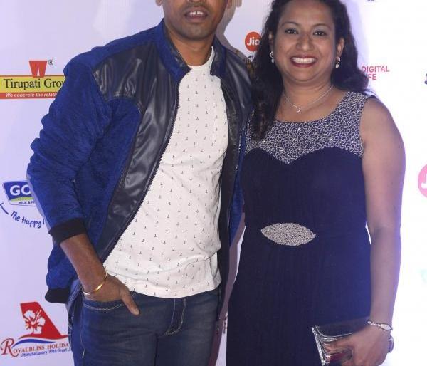 Siddharth Jadhav with wife Trupti in Nach Baliye | सिद्धार्थ जाधव पत्नी तृप्तीसोबत नच बलियेमध्ये Siddharth Jadhav with wife Trupti in Nach Baliye | सिद्धार्थ जाधव पत्नी तृप्तीसोबत नच बलियेमध्ये