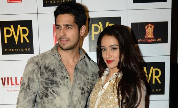 Shraddha Kapoor says, if you change script, then work with Siddharth | श्रद्धा कपूरला म्हणते, स्क्रिप्टमध्ये बदल केला तरच सिद्धार्थसोबत काम करेन Shraddha Kapoor says, if you change script, then work with Siddharth | श्रद्धा कपूरला म्हणते, स्क्रिप्टमध्ये बदल केला तरच सिद्धार्थसोबत काम करेन
