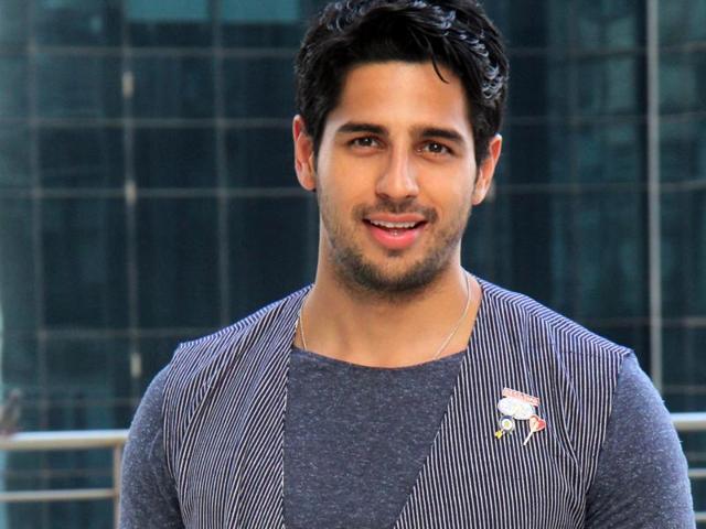 Siddharth Malhotra says that because of this I have survived in Bollywood | सिद्धार्थ मल्होत्रा म्हणतो, या कारणामुळे मी बॉलिवूडमध्ये टिकून राहिलो