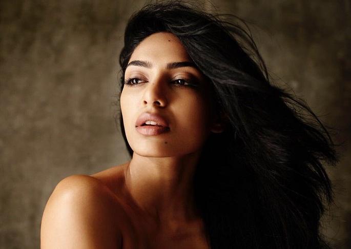 OMG: Bollywood actress 'only' reached red light area | OMG : मुंबईच्या रेड लाइट एरियात पोहोचली बॉलिवूडची ‘ही’ अभिनेत्री! OMG: Bollywood actress 'only' reached red light area | OMG : मुंबईच्या रेड लाइट एरियात पोहोचली बॉलिवूडची ‘ही’ अभिनेत्री!