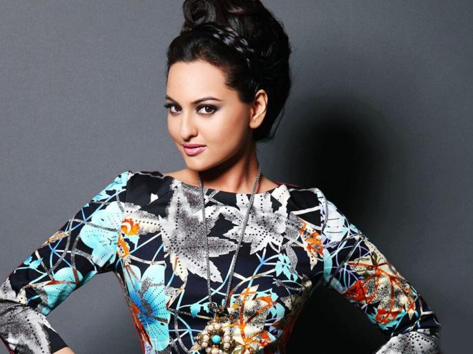 Will Sonakshi Sinha make a mistake in opposing households? | घरच्यांचा विरोध डावलून सोनाक्षी सिन्हा करणार का साखरपुडा? Will Sonakshi Sinha make a mistake in opposing households? | घरच्यांचा विरोध डावलून सोनाक्षी सिन्हा करणार का साखरपुडा?