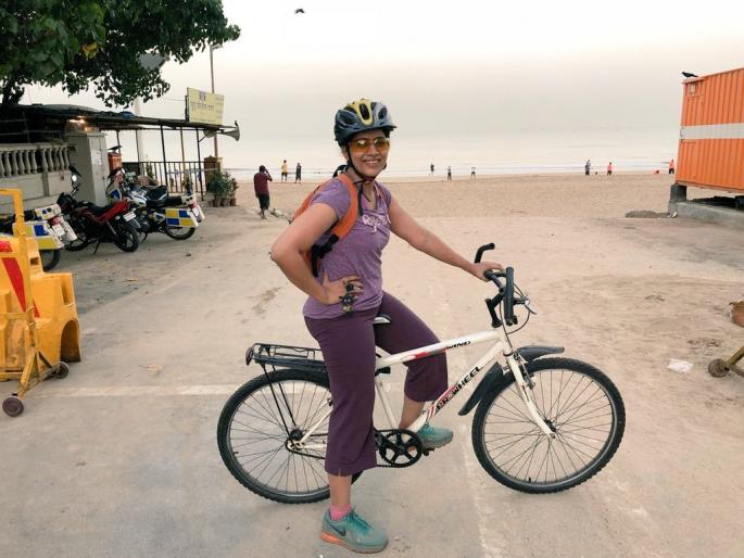 Sonali Kulkarni says, I have a bicycle | सोनाली कुलकर्णी सांगतेय, मेरे पास सायकल है