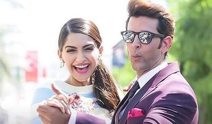 Hrithik Roshan and Sonam will appear along with | हृतिक रोशन व सोनम दिसणार सोबत Hrithik Roshan and Sonam will appear along with | हृतिक रोशन व सोनम दिसणार सोबत