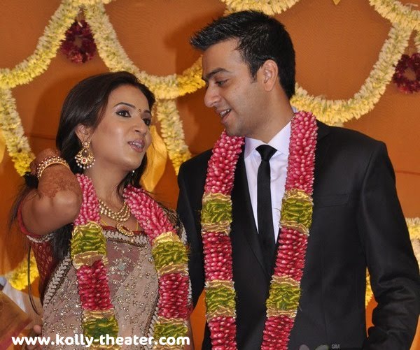 After all, the news of the fact that the beauty of the divorce! | अखेर खरी ठरली सौंदर्याच्या घटस्फोटाची बातमी ! After all, the news of the fact that the beauty of the divorce! | अखेर खरी ठरली सौंदर्याच्या घटस्फोटाची बातमी !