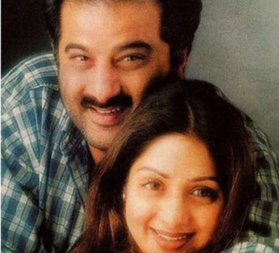 Do you see the photos of Sridevi's family? | श्रीदेवीचे फॅमिलीसोबतचे फोटो तुम्ही पाहिले का?