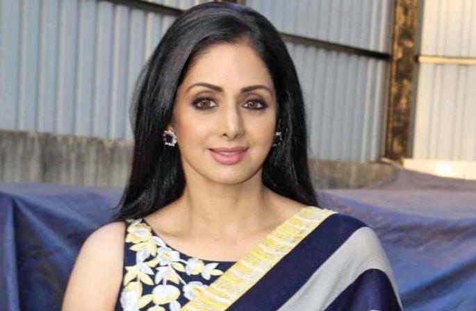 At any given moment, the family can be handed over to the family of Sridevi | कुठल्याही क्षणी कपूर कुटुंबियांना सोपवले जाऊ शकते श्रीदेवी यांचे पार्थिव At any given moment, the family can be handed over to the family of Sridevi | कुठल्याही क्षणी कपूर कुटुंबियांना सोपवले जाऊ शकते श्रीदेवी यांचे पार्थिव
