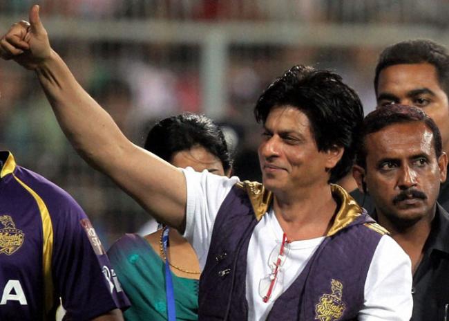 Shahrukh Khan clean chit in the murder case of Wankhede | वानखेडेवरील शिवीगाळ प्रकरणी शाहरुखला क्लीनचीट Shahrukh Khan clean chit in the murder case of Wankhede | वानखेडेवरील शिवीगाळ प्रकरणी शाहरुखला क्लीनचीट