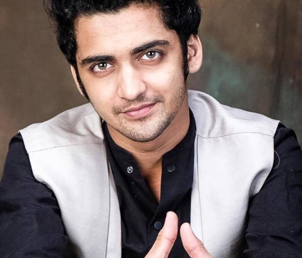 Sudheed Mudgalkar has won three nominations for the Radio City Cine Award Award | ​रेडिओ सिटी सिने अवॉर्ड पुरस्कार सोहळ्यात सुमेध मुद्गलकरने पटकावली तीन नामांकनं