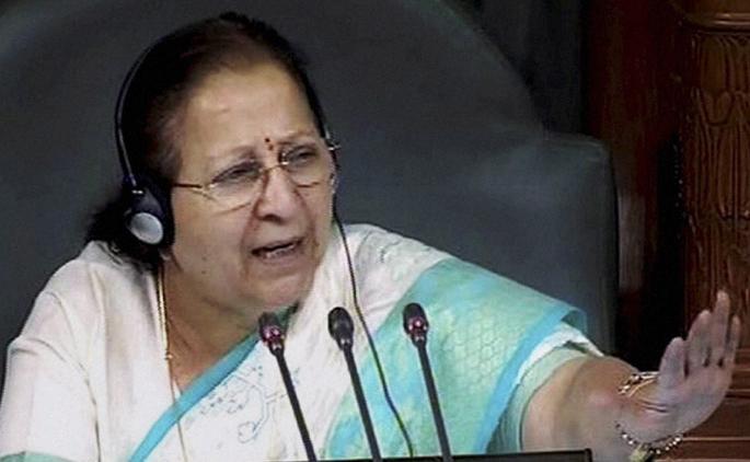 Many MPs speak the language of cricket during the Question Hour | बरेचसे खासदार प्रश्नोत्तराच्या काळात क्रिकेटची भाषा बोलतात