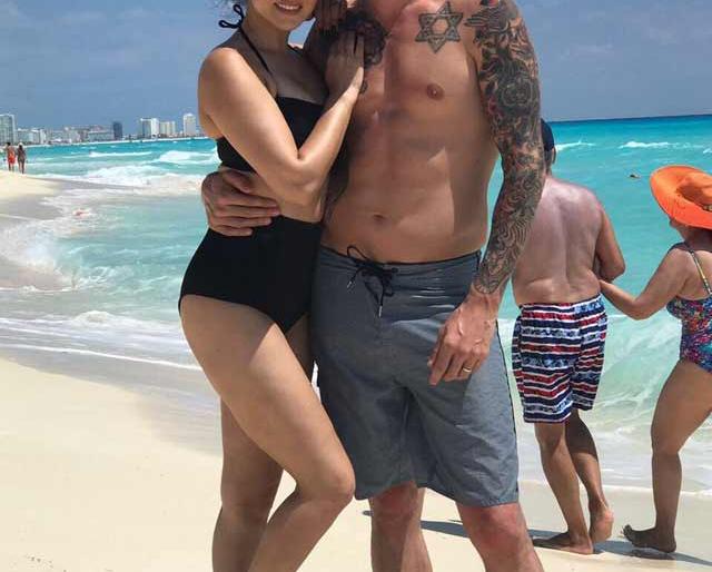 watch: Sunny Leonei's fun with husband Daniels! | watch : ​पती डेनिअलसोबत सनी लिओनीची धम्माल मस्ती !