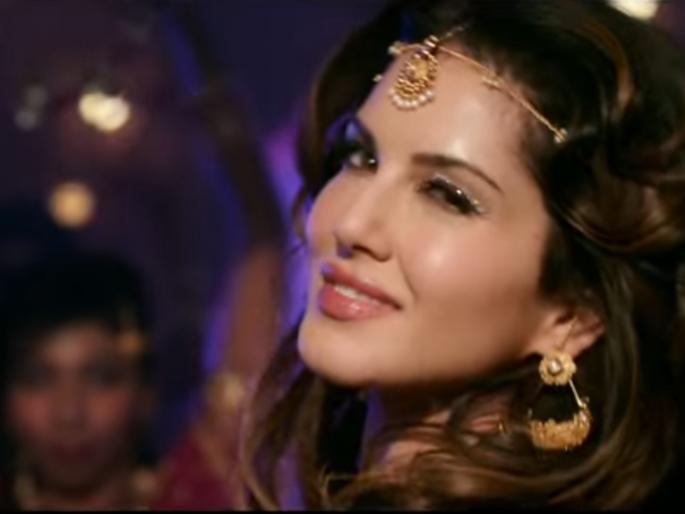 Sunny Leone has done six dance shows on 'Layla o Layla' song | ‘लैला ओ लैला’ गाण्यावर सनी लिओनने केला सहा वेळा डान्स Sunny Leone has done six dance shows on 'Layla o Layla' song | ‘लैला ओ लैला’ गाण्यावर सनी लिओनने केला सहा वेळा डान्स
