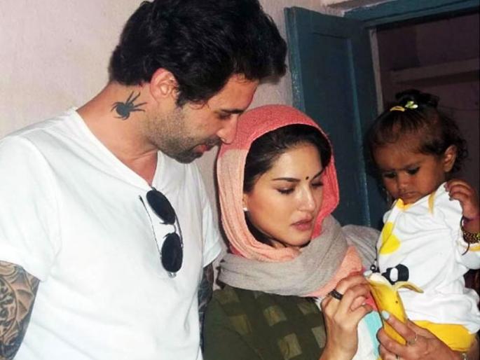 Mimi Sunny Leone went on talking with the word 'Hai' in English. | चिमुकल्या निशाने इंग्रजीतील ‘हा’ शब्द उच्चारताच हरकूून गेली मम्मी सनी लिओनी!!