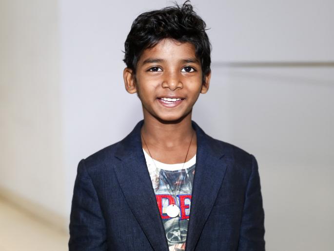 Sunny Pawar's film has been selected from thousands of children | लायन या चित्रपटातील सनी पवारची हजारो मुलांमधून केली गेली निवड Sunny Pawar's film has been selected from thousands of children | लायन या चित्रपटातील सनी पवारची हजारो मुलांमधून केली गेली निवड