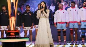 Sunny sang the wrong national song, filed a complaint | सनीने गायले चुकीचे राष्ट्रगीत, तक्रार दाखल Sunny sang the wrong national song, filed a complaint | सनीने गायले चुकीचे राष्ट्रगीत, तक्रार दाखल