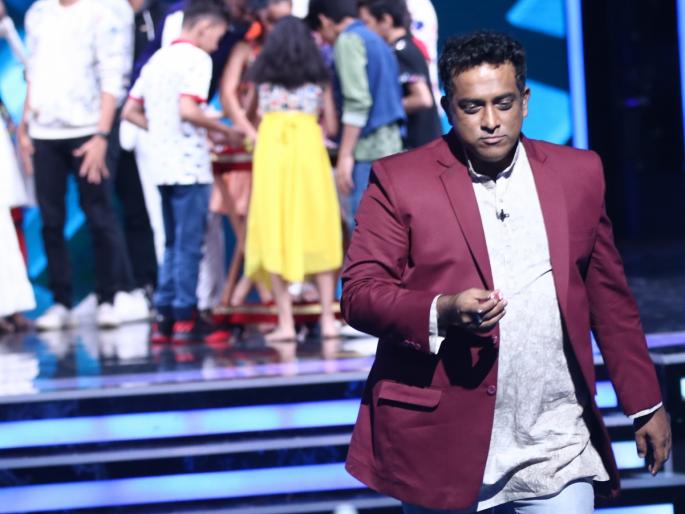 Why did Anurag Basu get tears in the filming of Super Dancer 2? | सुपर डान्सर २ च्या चित्रीकरणाच्या वेळी अनुराग बासूला का झाले अश्रू अनावर