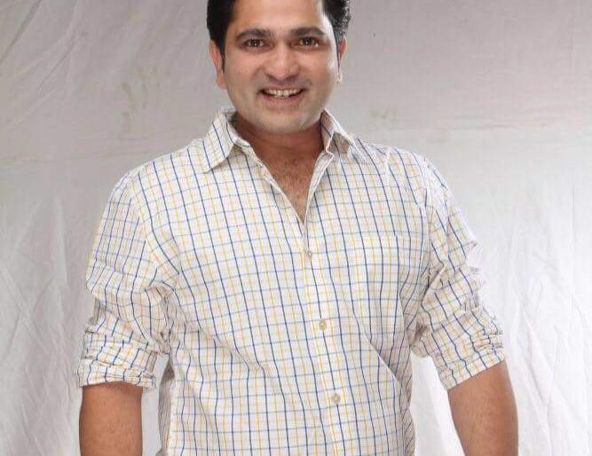Sushant is in search of the play | सुशांत आहे नाटकाच्या शोधात