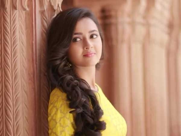 Tejaswini Prakash Wyondankar | तेजस्विनी प्रकाश वायंगणकर