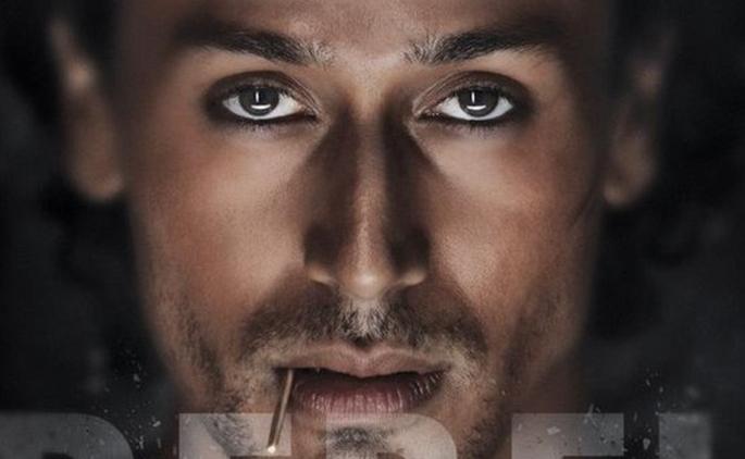 'Rebel' tiger in the first poster of 'Baji' | ‘बागी’च्या पहिल्या पोस्टरमध्ये ‘विद्रोही’ टायगर 'Rebel' tiger in the first poster of 'Baji' | ‘बागी’च्या पहिल्या पोस्टरमध्ये ‘विद्रोही’ टायगर
