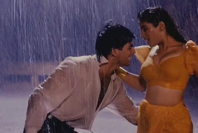 Best Rain Songs: Rainy seasoning Bollywood Songs !! | Best Rain Songs : पावसाळ्यात रोमॅन्टिक करणारी बॉलिवूडची पाऊस गाणी!! Best Rain Songs: Rainy seasoning Bollywood Songs !! | Best Rain Songs : पावसाळ्यात रोमॅन्टिक करणारी बॉलिवूडची पाऊस गाणी!!
